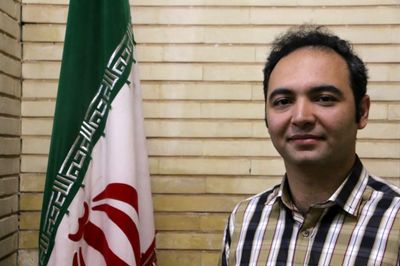 ساخت برنامه موبایلی قاصدک توسط جوان شیرازی / آسان‌تر کتاب بخرید