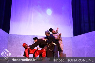 افتتاحیه نمایش "چشم به راه میرغضب" در تماشاخانه سنگلج