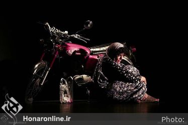 نمایش  یاماها در تالار قشقایی تئاتر شهر