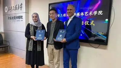 Iranian director named honorary professor at Xi’an Jiaotong University