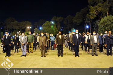 نشست صمیمانه هنرمندان و فعالان هنرهای تجسمی با وزیر فرهنگ و ارشاد اسلامی(1)
