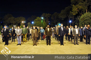 نشست صمیمانه هنرمندان و فعالان هنرهای تجسمی با وزیر فرهنگ و ارشاد اسلامی(1)