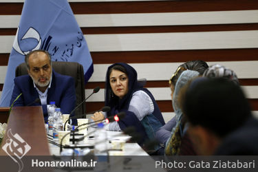 نشست مدیر عامل منطقه آزاد تجاری چابهار با طراحان در هشتمین جشنواره بین‌المللی مد و لباس فجر