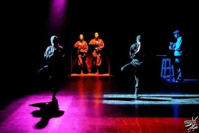 Theater vs. thrater: ''Offending the Audience'' on stage in Tehran