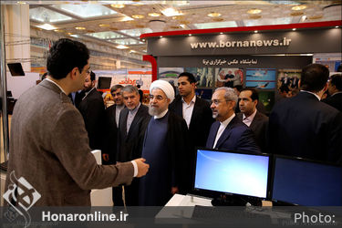 افتتاح رسمی بیست و دومین نمایشگاه مطبوعات با حضور رییس جمهور
