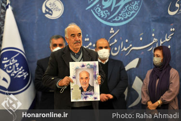 تجلیل از هنرمندان پیشکسوت متولد دی ماه 