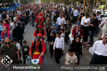 آغاز چهاردهمین جشنواره تئاتر خیابانی مریوان