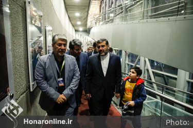 بازدید وزیر فرهنگ از جشنواره سینماحقیقت 