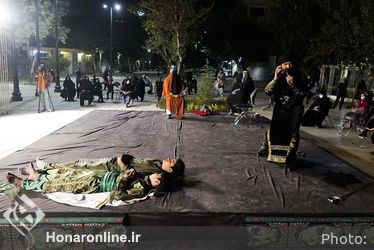 تعزیه "دو طفلان مسلم(ع)" در مقابل تالار وحدت