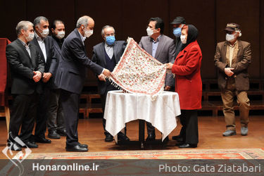 مراسم رونمایی از کتاب «نمایش خیابانی ایران و تئاتر خیابانی جهان» در تالار رودکی