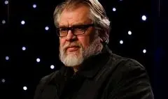 همه فهمیده بودند صادق است و برای حفاظت از انقلاب،  با هیچ شخص و جناحی رودربایستی ندارد