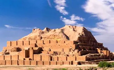 تعرض به حریم پایگاه میراث جهانی چغازنبیل / کارخانه‌ای بر روی طاقدیس سردارآباد / ناهماهنگی سه وزارتخانه و فاجعه‌ای برای میراث تاریخی ایران