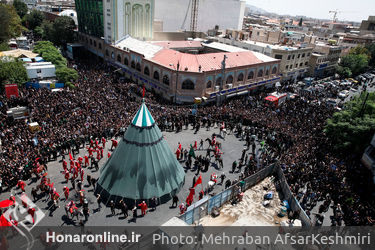 عاشورای حسینی در چهاراه گلوبندک تهران