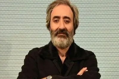 ناجوانمردانه است رامبد جوان و مهران مدیری را تحسین کنیم و تئاترهای کمدی را سرزنش/ انکار تئاترکمدی بی احترامی به مخاطبانش است
