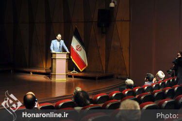 رونمایی از مجموعه آثار هنری رضوی در تالار رودکی
