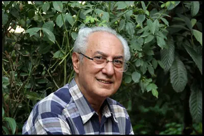 میلاد کیایی از آلبوم جدیدش رونمایی می‌کند/ شنیدن «به یاد گل‌ها»

