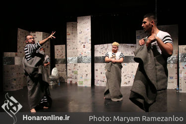 نمایش "ماداگاسکار" در عمارت نوفل لوشاتو