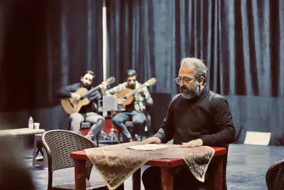 بابک صحرایی با«مرگ با طعم نسکافه» روی صحنه تئاتر