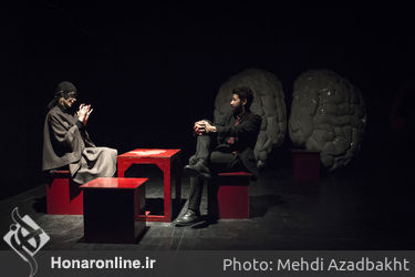 نمایش "بازرس هاند واقعی" در تماشاخانه مهرگان