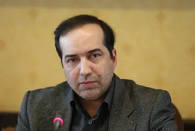 ارز کاغذ نشر و مطبوعات 4200 تومانی باقی ماند 