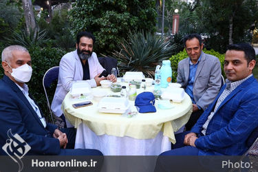 تقدیر از راویان و محققان تاریخ شفاهی برتر در هشتمین دوره هفته هنر انقلاب