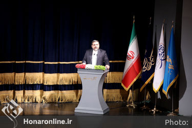  بزرگداشت حکیم نظامی برنامه ویژه آیین بزرگداشت حکیم نظامی با حضور شخصیتهای ملی و بین المللی و اهالی فرهنگ و هنر