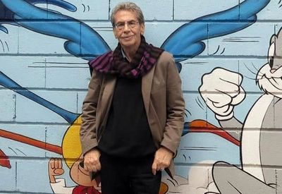 Cartoonist Kambiz Derambakhsh dies of COVID-19