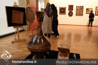 نمایشگاه نگاره‌های چوبی (هیما) در فرهنگسرای نیاوران