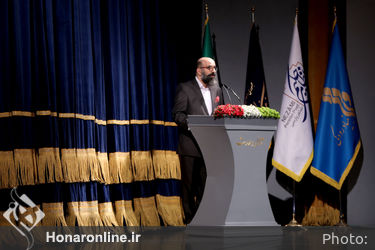 بزرگداشت حکیم نظامی برنامه ویژه آیین بزرگداشت حکیم نظامی با حضور شخصیتهای ملی و بین المللی و اهالی فرهنگ و هنر