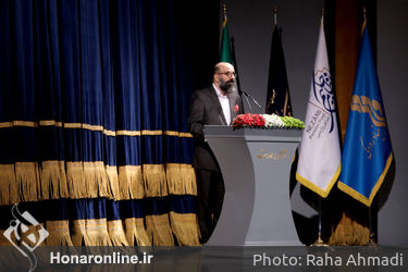 بزرگداشت حکیم نظامی برنامه ویژه آیین بزرگداشت حکیم نظامی با حضور شخصیتهای ملی و بین المللی و اهالی فرهنگ و هنر