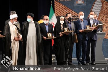 اختتامیه سی‌ونهمین جایزه کتاب سال در تالار وحدت