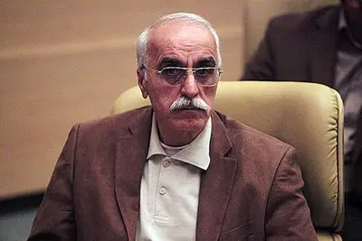 دوره آموزش "تئاتر از متن تا اجرا" توسط داریوش مودبیان در سمنان 