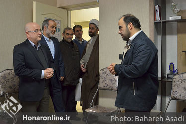 بازدید علی مرادخانی از دبیرخانه ششمین جشنواره مد و لباس فجر