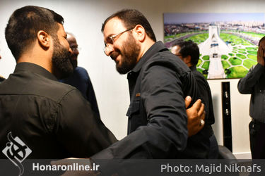 اعطای نشان آزادی ملت ایران به قهرمان شاهچراغ فرزاد بادپا
