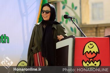 رونمایی از پوستر بیست و پنجمین جشنواره بین المللی تئاتر کودک و نوجوانان