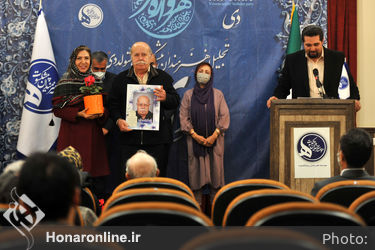 تجلیل از هنرمندان پیشکسوت متولد دی ماه 