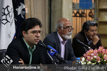نشست خبری مدیر کل مرکز هنرهای تجسمی با اصحاب رسانه