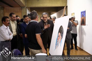 افتتاحیه نمایشگاه آثار منتخب هنرمندان به مناسبت دهه امامت و ولایت