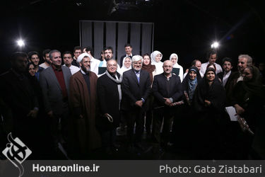 عارف - مرادخانی - مازنی  -شفیعی  به تماشای نمایش "فصل بهارنارنج" با نقش‌آفرینی هنرمندان نابینا نشستند