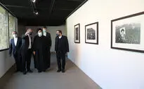 بازدید رئیس جمهور از نمایشگاه «آینه در آینه»