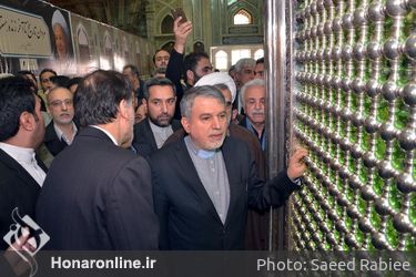 تجدید میثاق هنرمندان و وزیر ارشاد با آرمان های امام راحل