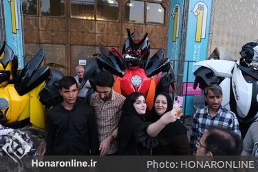 نوزدهمین جشنواره بین المللی نمایش عروسکی تهران - مبارک