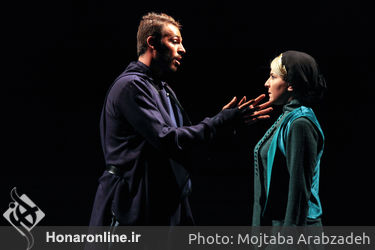 نمایش "مده آ" در سالن چارسو مجموعه تئاتر شهر