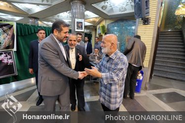 حضور وزیر فرهنگ در مراسم یادبود شاعر پیشکسوت آیینی سید رضا موید
