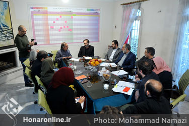 بازدید معاون امور هنری وزارت فرهنگ و ارشاد اسلامی از دبیرخانه سی و ششمین جشنواره بین‌المللی تئاتر فجر