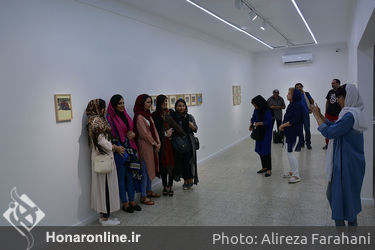  نمایشگاه نقاشی با عنوان "اُبرون"  در گالری دلگشا 