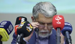 
وزیر فرهنگ: روز دانشجو فرصتی برای بهره‌برداری از نقد و نگاه دانشجویان است