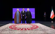 رئیس جمهور: با بهترین زبان و قلم سخن بگوییم / هر آنچه از تاریخ گذشته داریم از کتاب است / برگزیدگان 