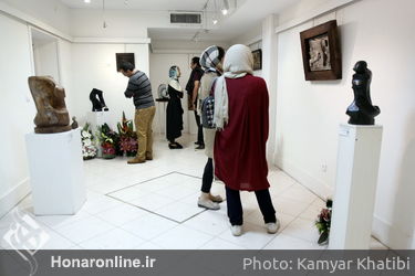نمایشگاه مجسمه های جمشید مرادیان و شاگردانش در فرهنگسرای ابن سینا