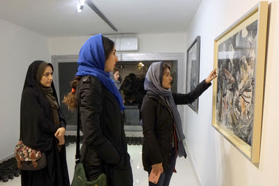 افتتاحیه نمایشگاه آثار شیرین ملت گهر در گالری آران